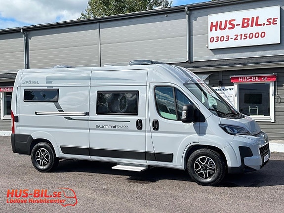 Pössl Summit Shine 600 L E / 180hk / Långbädd / Solpanel