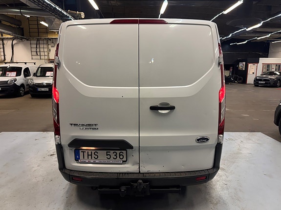 Ford Transit Custom 8 of 20