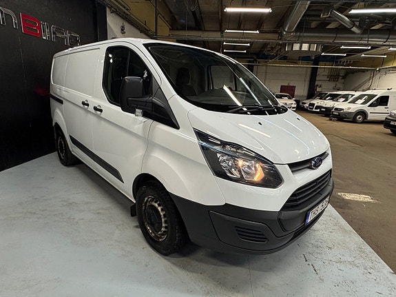 Ford Transit Custom 2 of 5