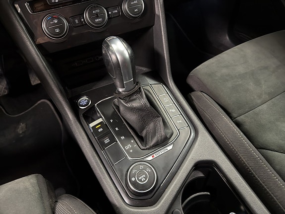Volkswagen Tiguan Allspace 18 of 24