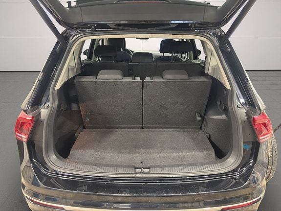Volkswagen Tiguan Allspace 21 of 24