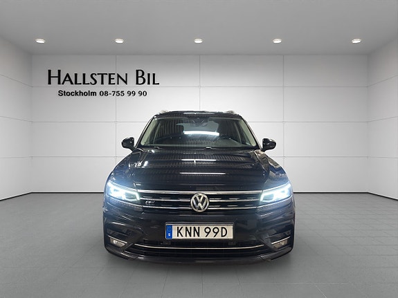 Volkswagen Tiguan Allspace 3 of 5