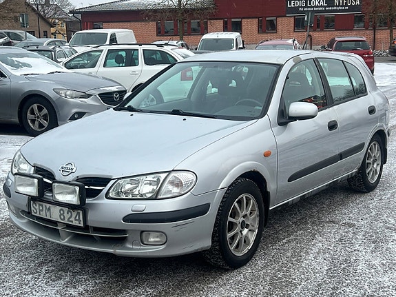 Nissan Almera