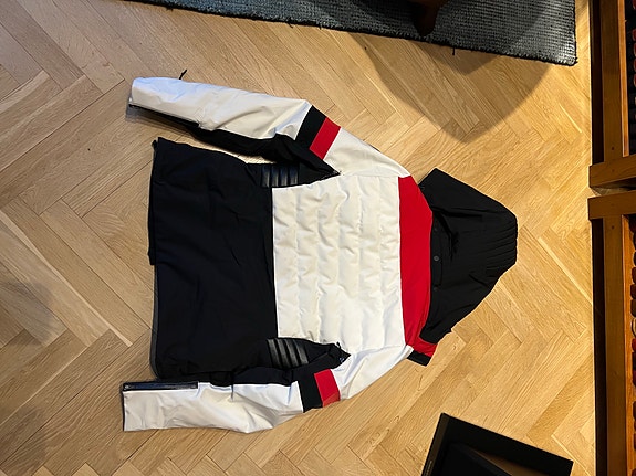 Product image 3 of 9