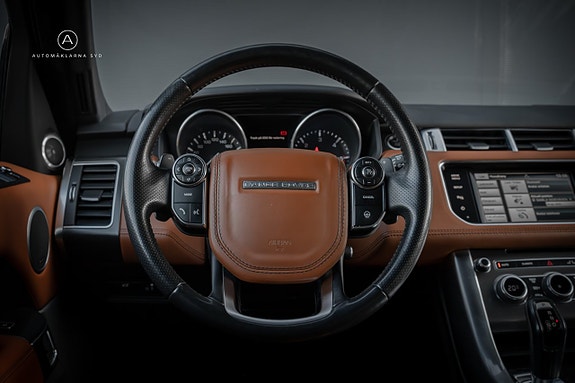 Land Rover Range Rover Sport 9 of 26