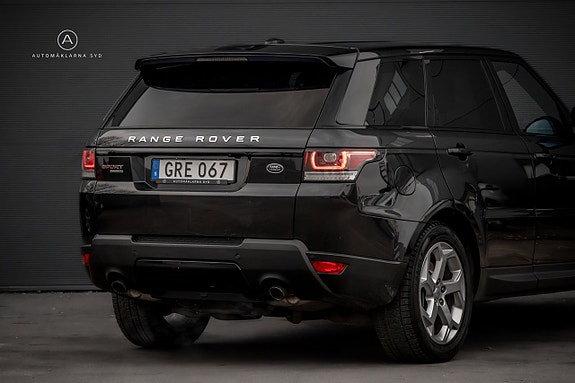 Land Rover Range Rover Sport 22 of 26