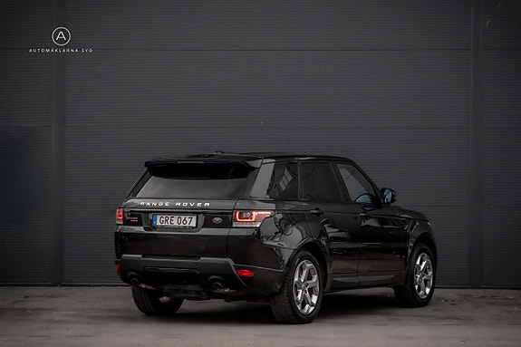 Land Rover Range Rover Sport 21 of 26
