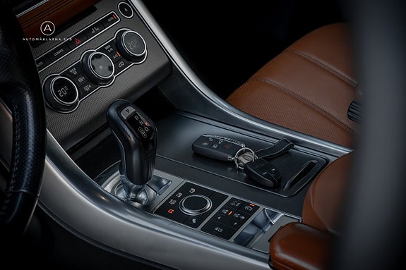 Land Rover Range Rover Sport 13 of 26