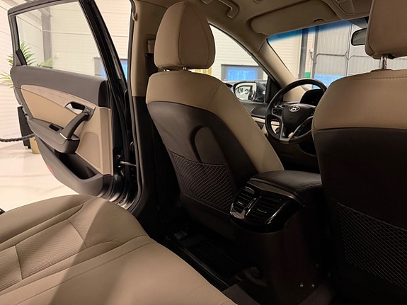 Hyundai i40 9 of 17