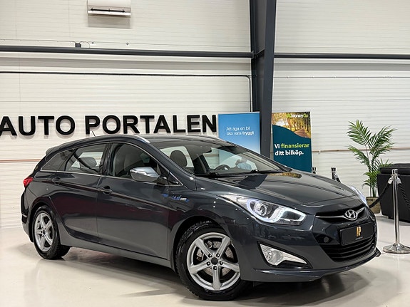 Hyundai i40 2 of 17
