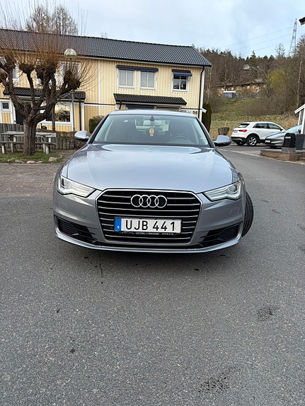 Audi A6 2 of 7