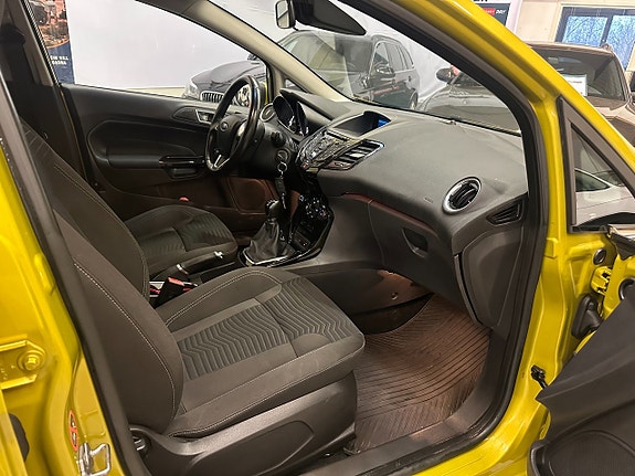 Ford Fiesta 8 of 10