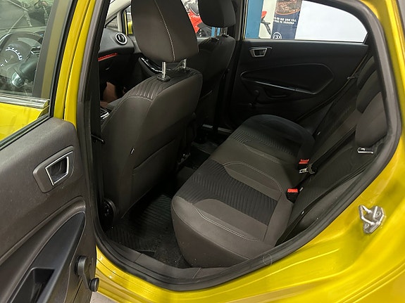 Ford Fiesta 10 of 10