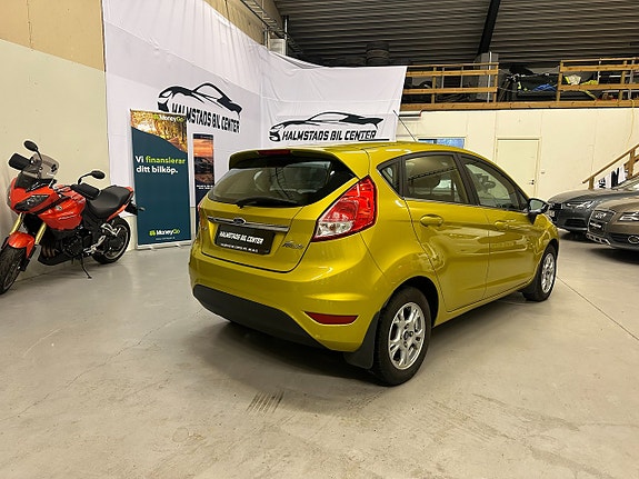 Ford Fiesta 5 of 10
