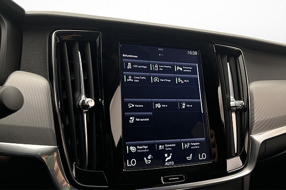Volvo S90 22 of 30