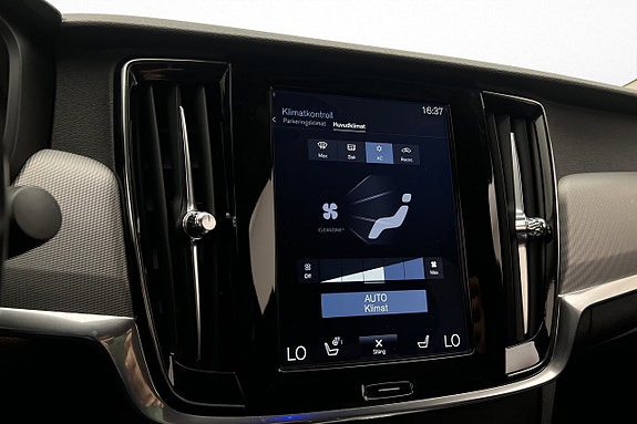 Volvo S90 19 of 30