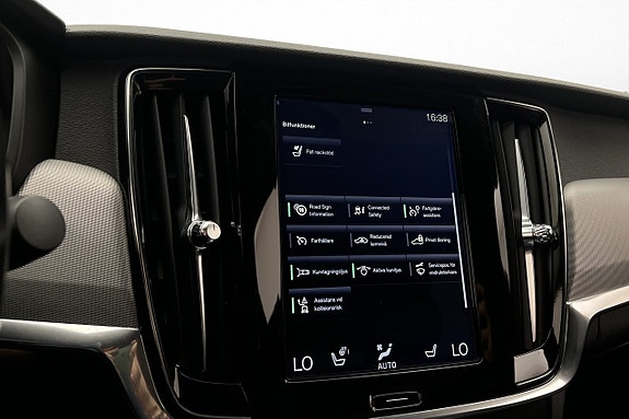 Volvo S90 23 of 30