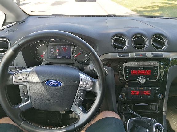 Ford S-MAX 6 of 6