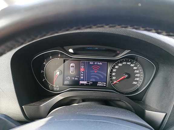 Ford S-MAX 5 of 6