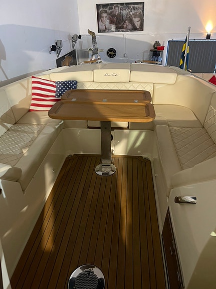 Chris Craft Corsair 32 2 of 5