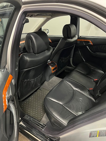 Mercedes-Benz S350 16 of 20