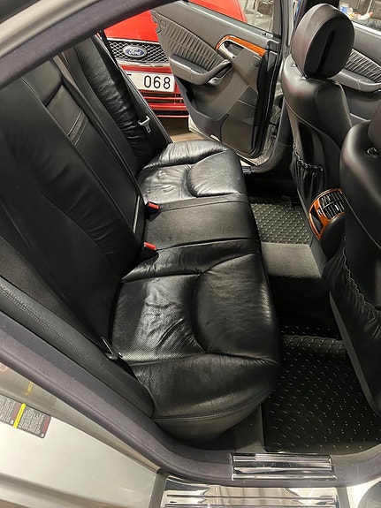 Mercedes-Benz S350 15 of 20