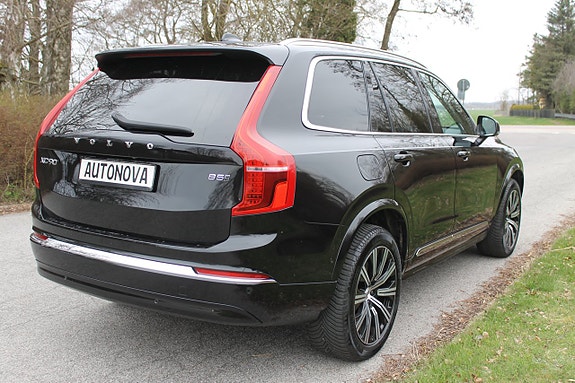 Volvo XC90 4 of 22
