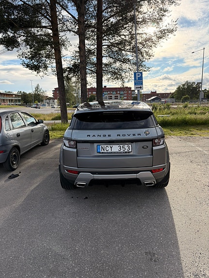 Land Rover Range Rover Evoque 3 of 4