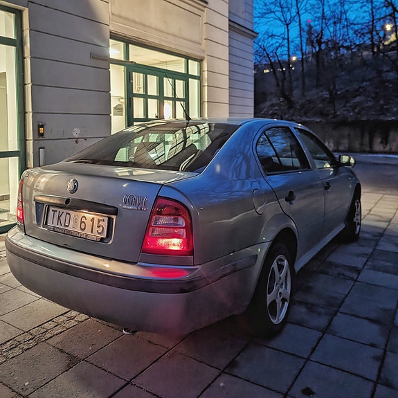 Skoda Octavia 3 of 5