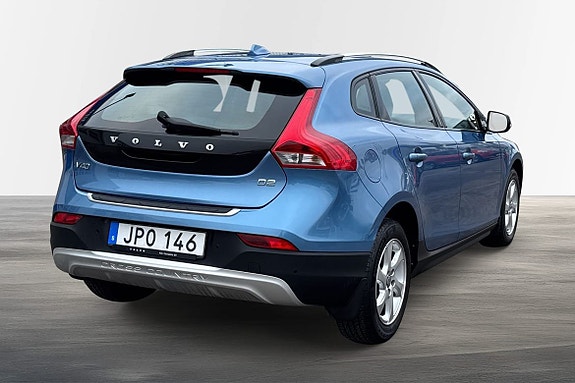 Volvo V40 Cross Country 3 of 23