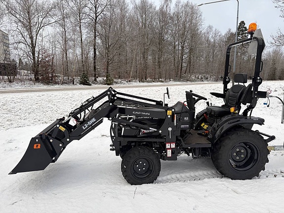 Kampanj Captain 263H kompakttraktor med frontlastare