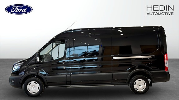 Ford E-Transit 6 of 9