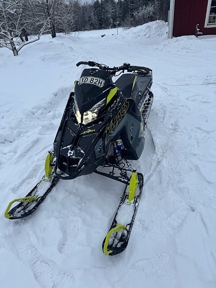 Polaris RMK Khaos Boost 155" OMG LEV! 2 of 5