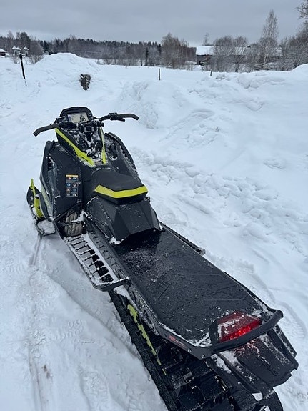 Polaris RMK Khaos Boost 155" OMG LEV! 4 of 5