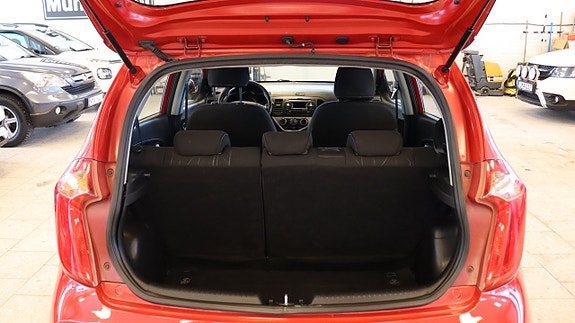 Kia Picanto 9 of 14