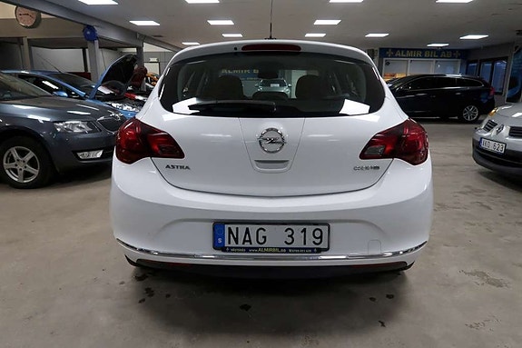 Opel Astra 5 of 5