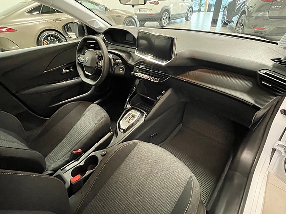 Peugeot 208 6 of 17