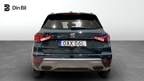 Seat Arona 4 of 5
