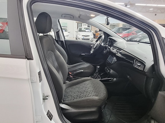 Opel Corsa 18 of 22