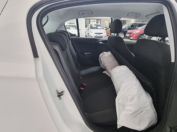 Opel Corsa 21 of 22