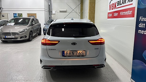 Kia Ceed 7 of 30