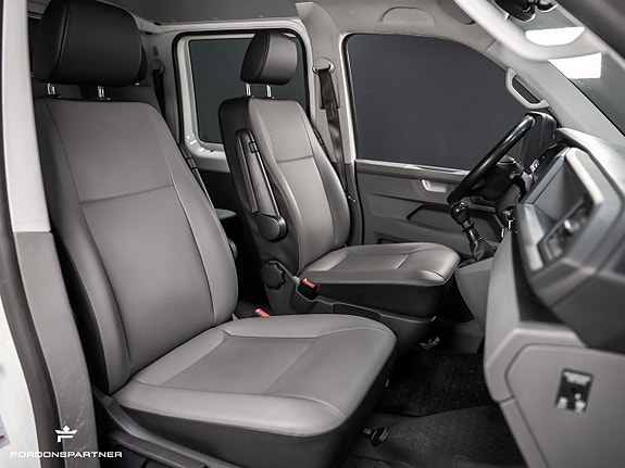 Volkswagen Transporter 20 of 27