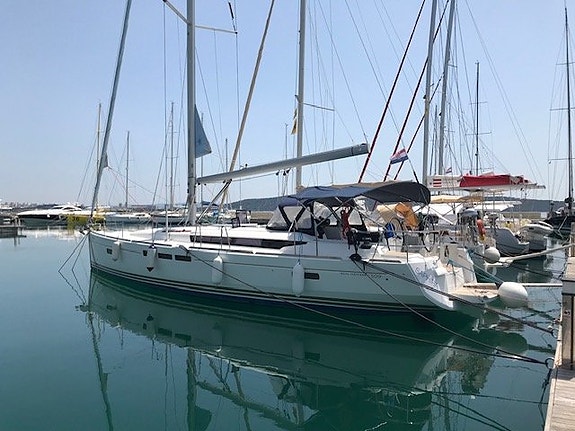 Hyr Jeanneau 509, 5 kabiner 5 of 5