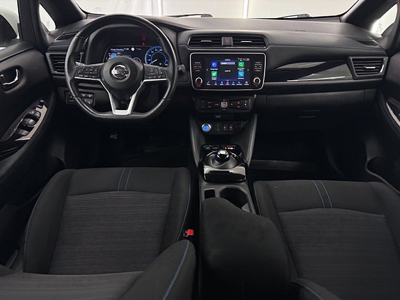 Nissan Leaf 14 of 18