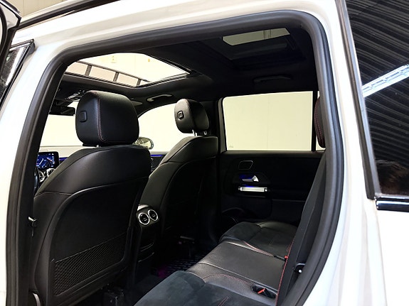 Mercedes-Benz GLB250 15 of 20