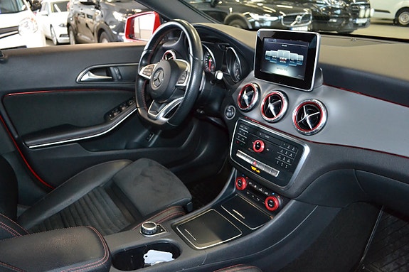 Mercedes-Benz CLA180 14 of 15