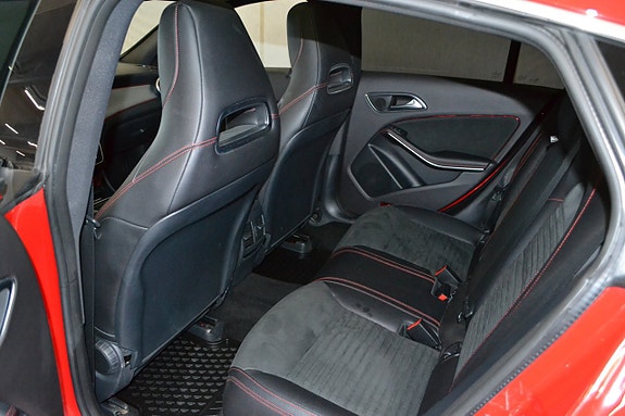 Mercedes-Benz CLA180 10 of 15