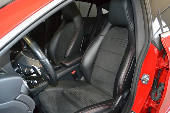 Mercedes-Benz CLA180 7 of 15