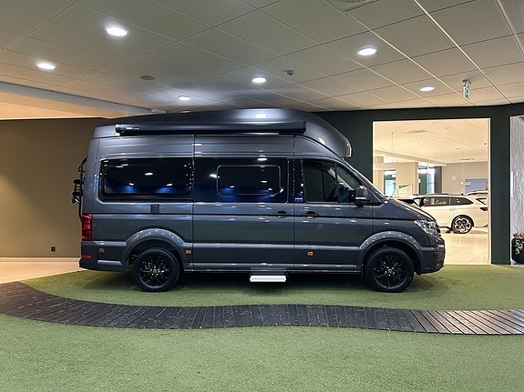 Volkswagen California 2 of 5