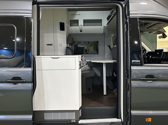 Volkswagen California 7 of 15